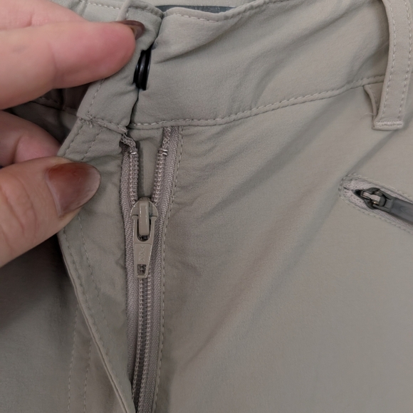 Salomon Women's Tan Capris Travel Pants Minim Series Size 4 Hiking Outdoors - Picture 10 of 14